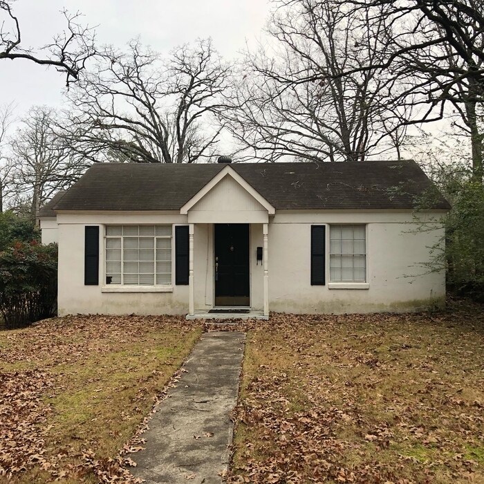 Primary Photo - 6530 Hawthorne Rd