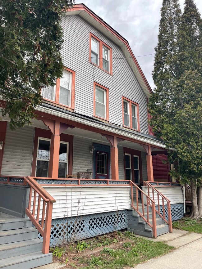 Building Photo - 291 Cole Ave