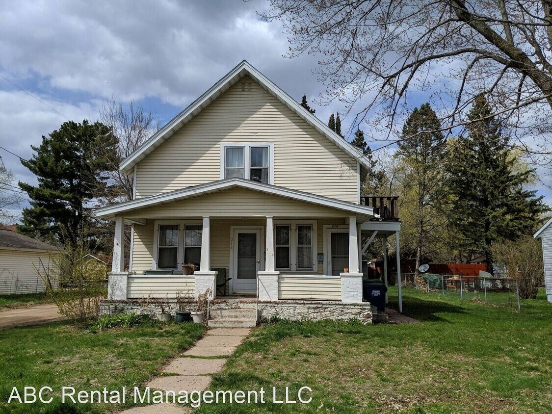 Foto principal - 214 E Ross Ave