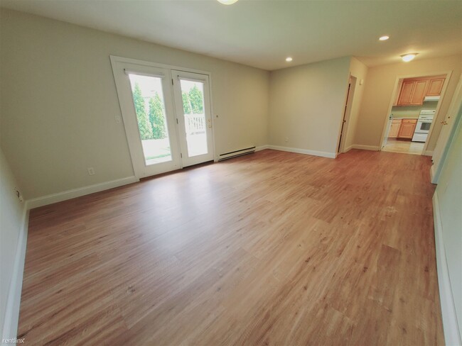 Building Photo - 1 br, 1 bath Condo - 38 Goodwin St Apt 1