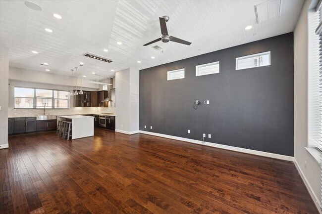Foto del edificio - 1026 Patterson St