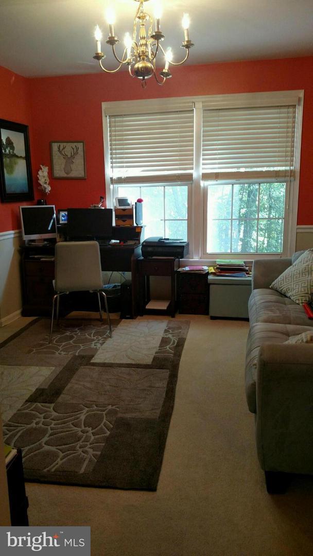 Foto del edificio - 9520 Hunt Square Ct