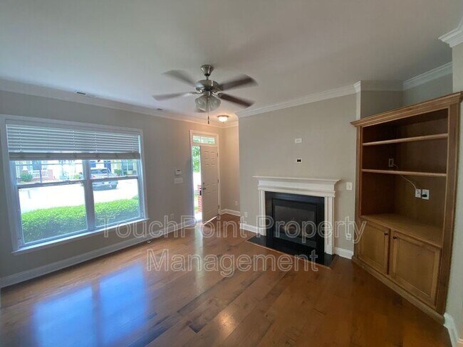 Foto del edificio - 252 Hurston Cir