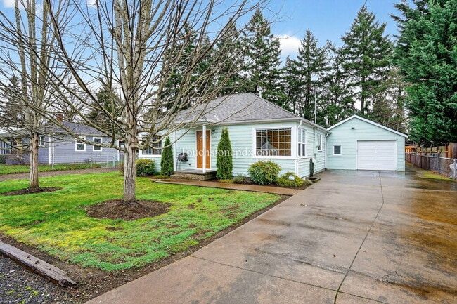 Building Photo - 2702 SE 153rd Ave