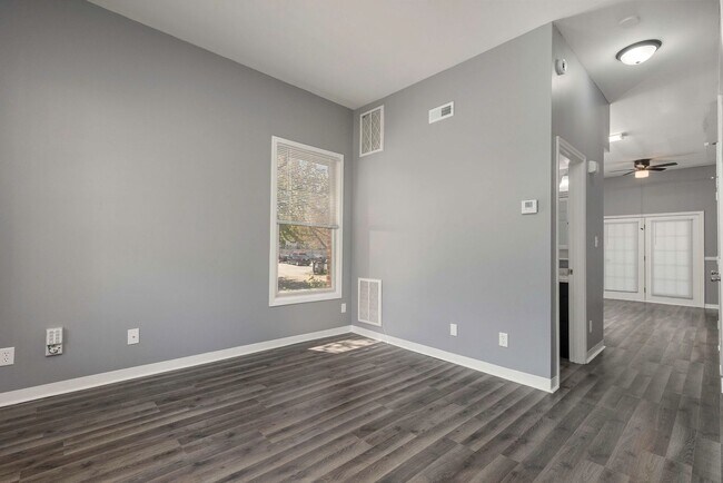 Foto del edificio - 1630 S 4th St