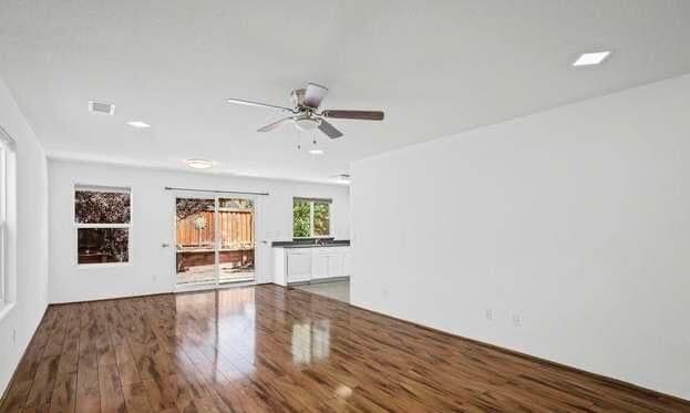 Building Photo - 11620 Verazae Dr
