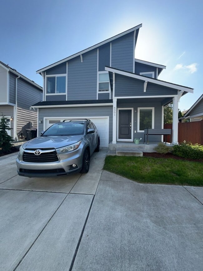 Building Photo - 6301 84th Ave NE