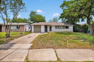 Building Photo - 314 Lynhaven Dr