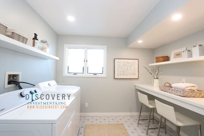 Building Photo - Contemporary Piedmont Four Bedroom Home