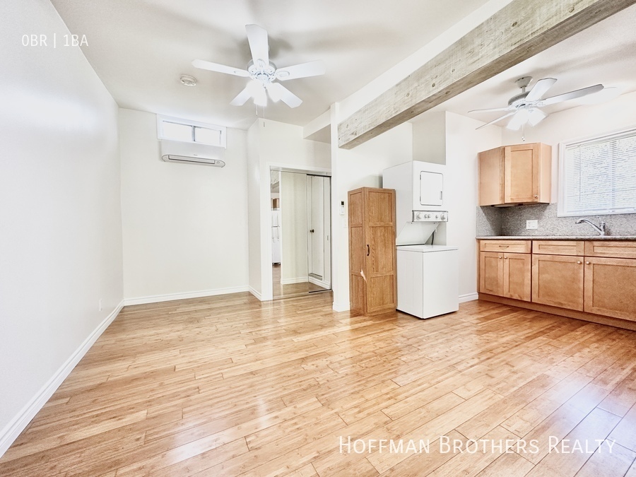 Foto principal - 3764 Moore St