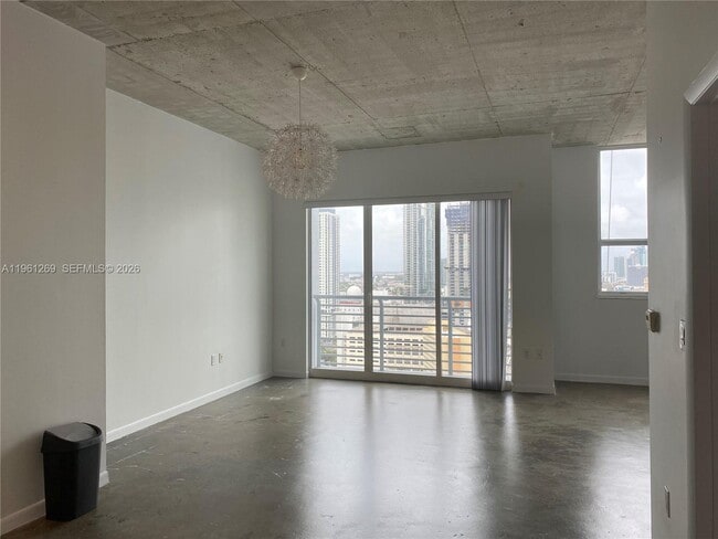 Foto del edificio - 133 NE 2nd Ave