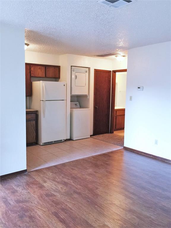 Building Photo - 217 Bull Run St