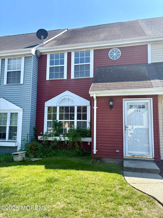 Foto del edificio - 709 Lady Slipper Ct