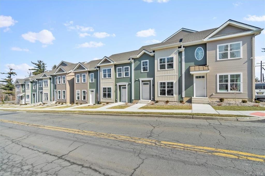 75 Forester Ave, Warwick, NY 10990 Room for Rent in Warwick, NY