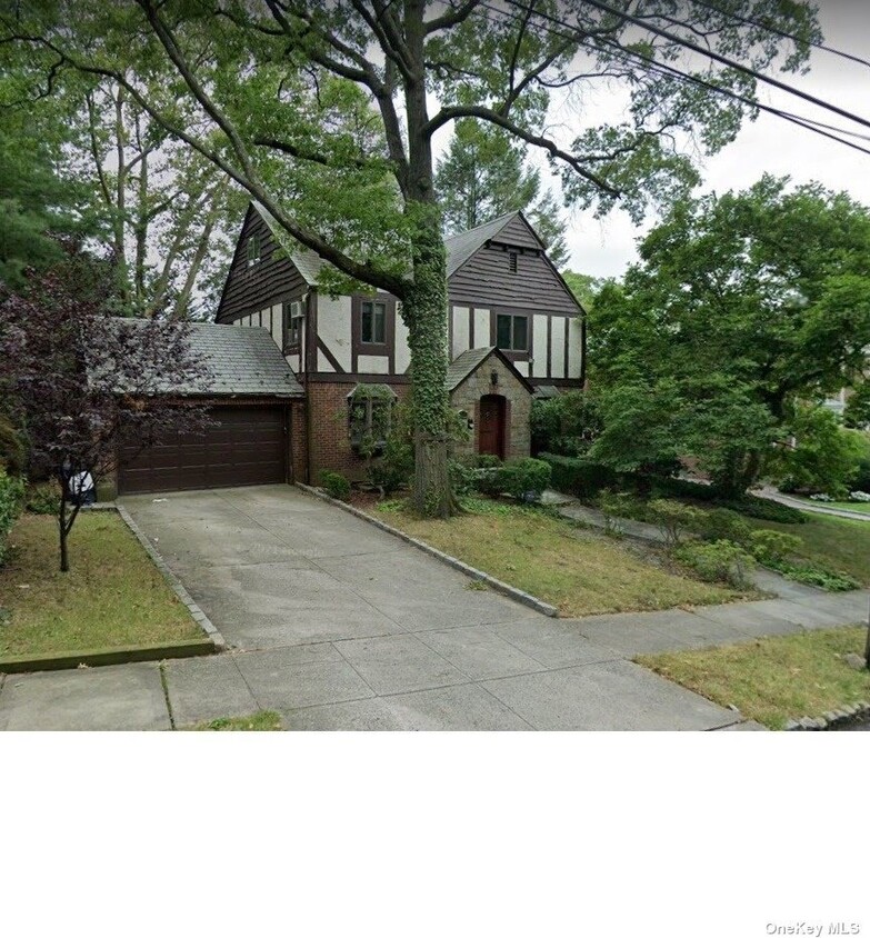 Primary Photo - 179-43 Tudor Rd