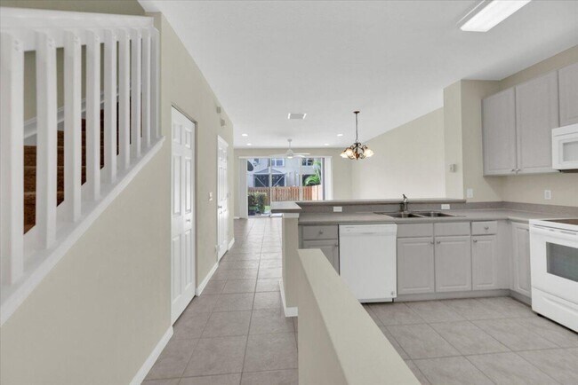 Building Photo - 9742 Porta Leona Ln