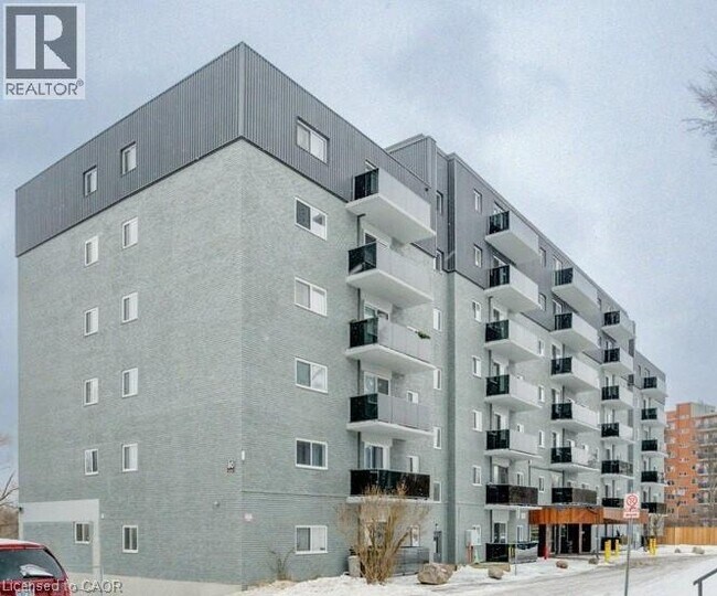 Building Photo - 80 King Edward Ave