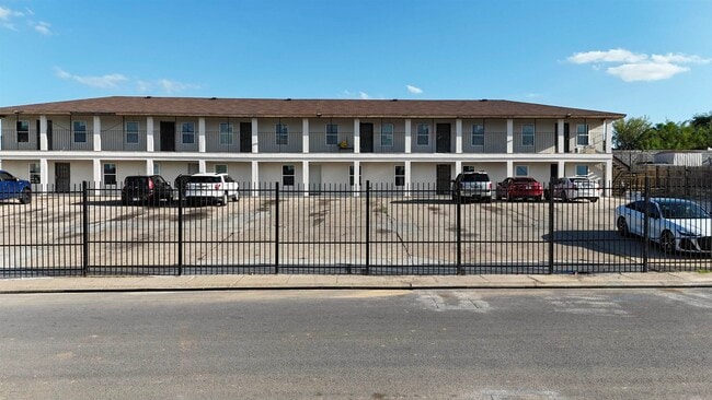 Building Photo - 3123 Potomac Loop