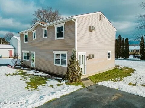 Building Photo - 4B Suncrest Dr