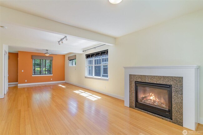 Foto del edificio - 2Bd/2.5Ba Issaquah Home