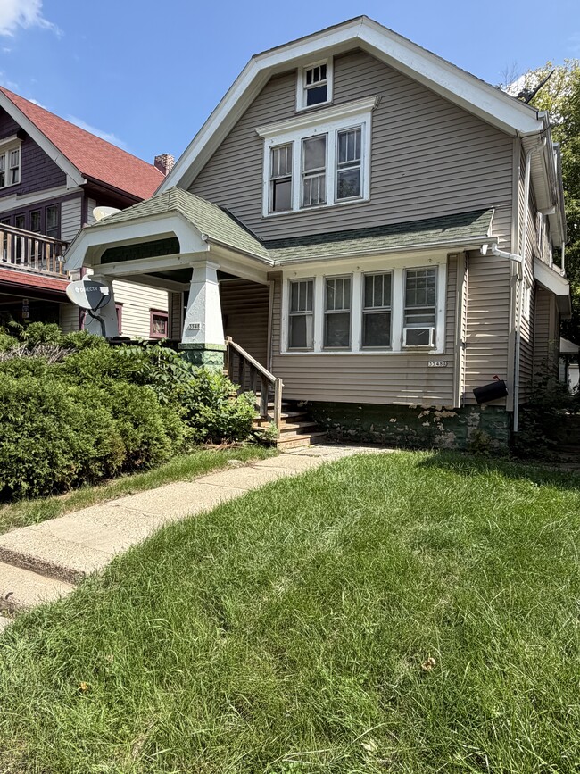 Building Photo - 3548 N 15th St