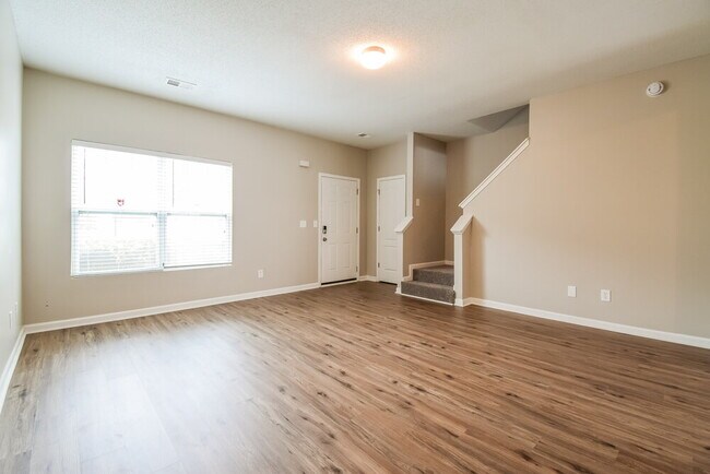 Building Photo - 2285 Bigwood Trl