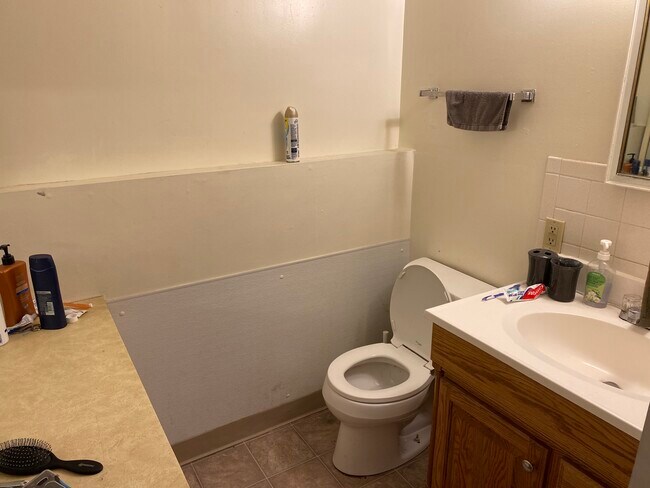 Foto del edificio - 1307 Iowa Cir