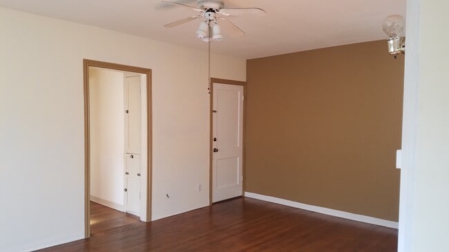 Building Photo - 4915 Milam St
