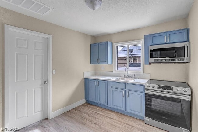 Foto del edificio - 1815 Stanford St