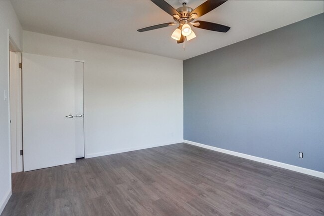 Interior Photo - 4024 Ursula Ave (B)