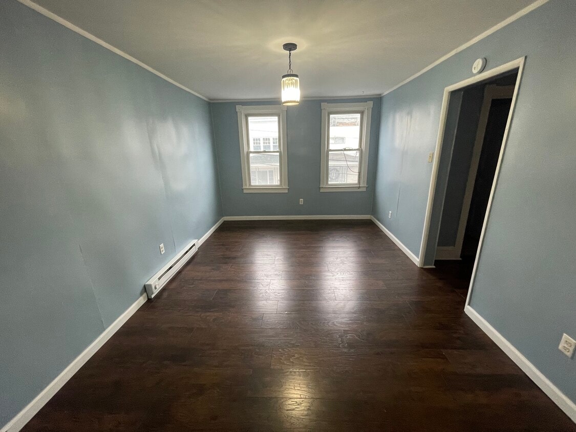 Foto principal - 506 N 2nd St