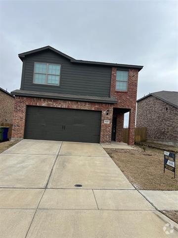 Building Photo - 640 Aqueduct Dr