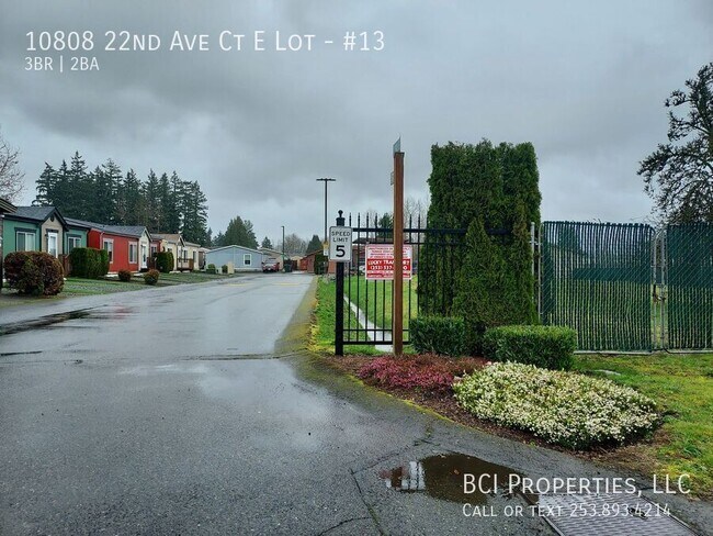 Foto del edificio - 10808 22nd Ave Ct E