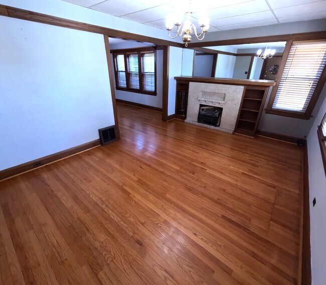 Foto del edificio - Exceptional single-family near UIC-DePaul University -North Park University