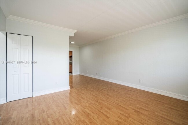 Foto del edificio - 7925 Hawthorne Ave