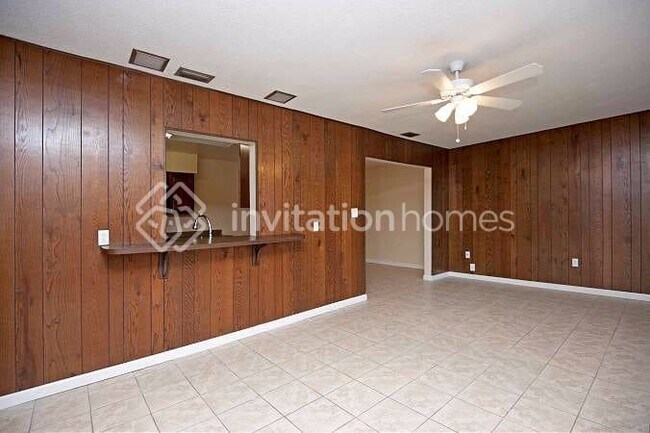 Building Photo - 420 Tangelo Dr