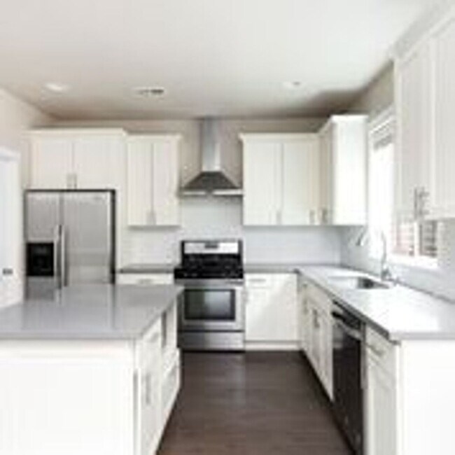 Foto del edificio - Beautiful 3 Bedroom 2.5 Bathroom Home in Bothell