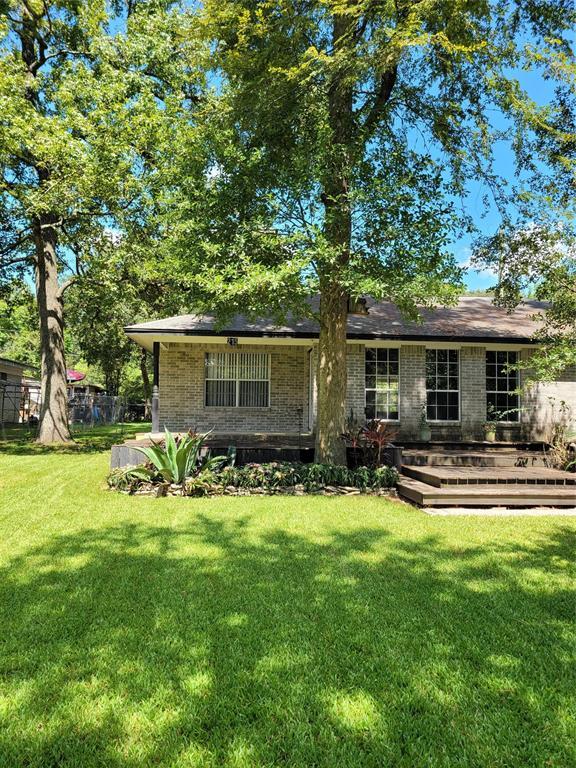 Foto del edificio - 215 Fir Ridge Dr