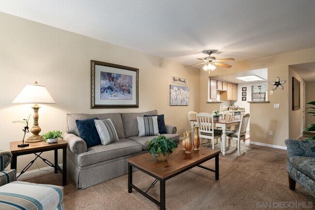 Building Photo - 12095 Alta Carmel Ct