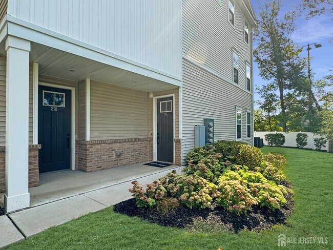 Foto del edificio - 218 Park Ln