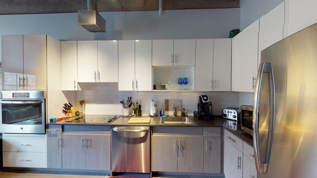 Building Photo - 15 Richdale Ave