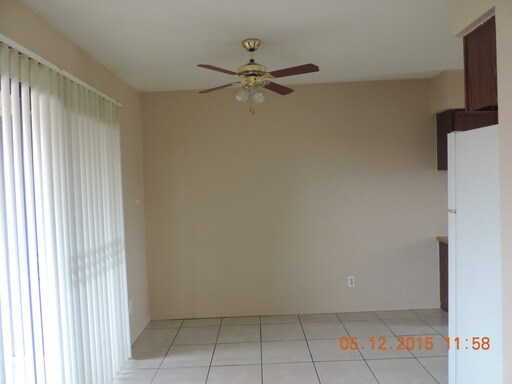 Building Photo - 4321 Avenida Palermo
