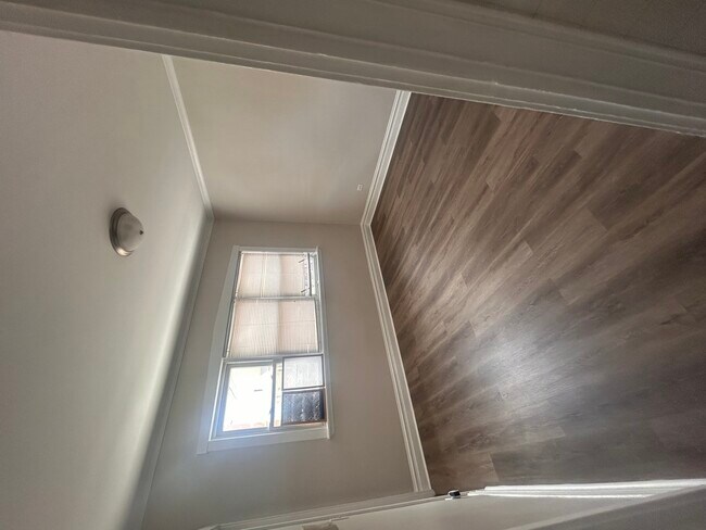 Foto del edificio - 5333 W Fullerton Ave