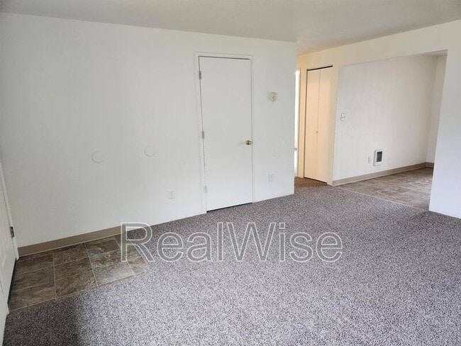 Building Photo - 104 Mercy Hills Dr