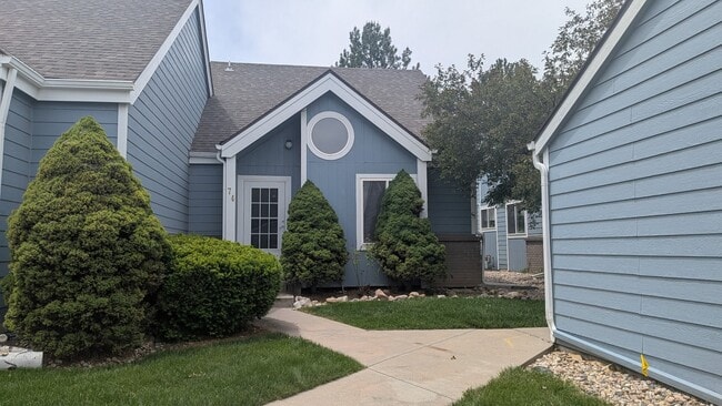 Building Photo - 2929 Ross Dr