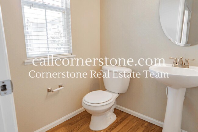 Foto del edificio - 11824 Wildwood Ridge Dr