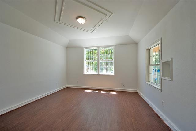 Building Photo - 5645 Santa Fe Ave