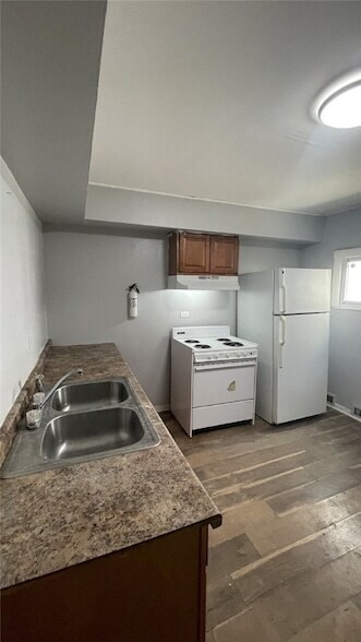 Foto del edificio - 447 Hays Ave