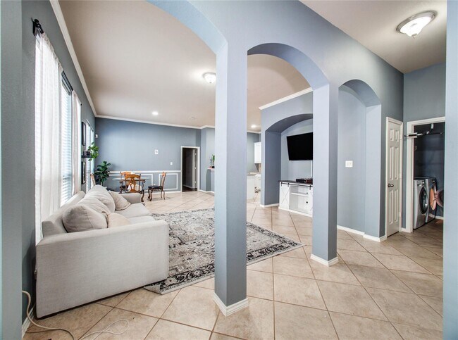 Foto del edificio - 14926 Tuttle Point Dr