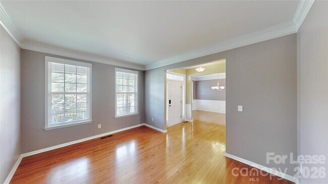 Building Photo - 1505 Aringill Ln